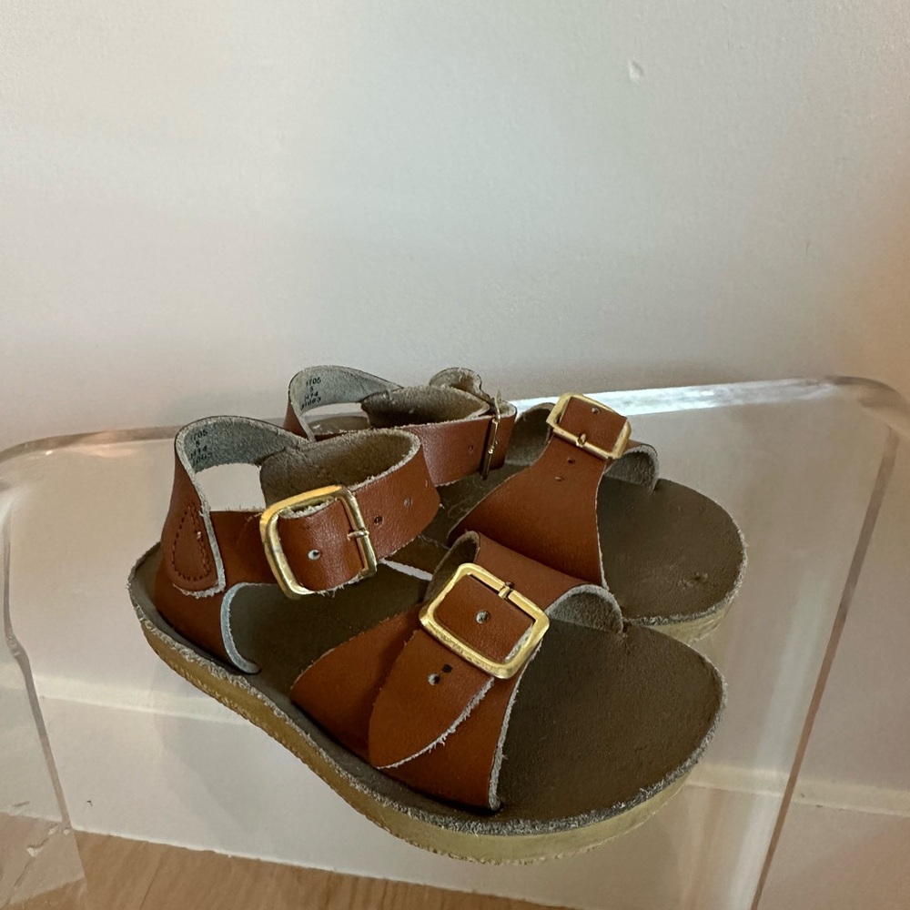 Saltwater Sandals brown